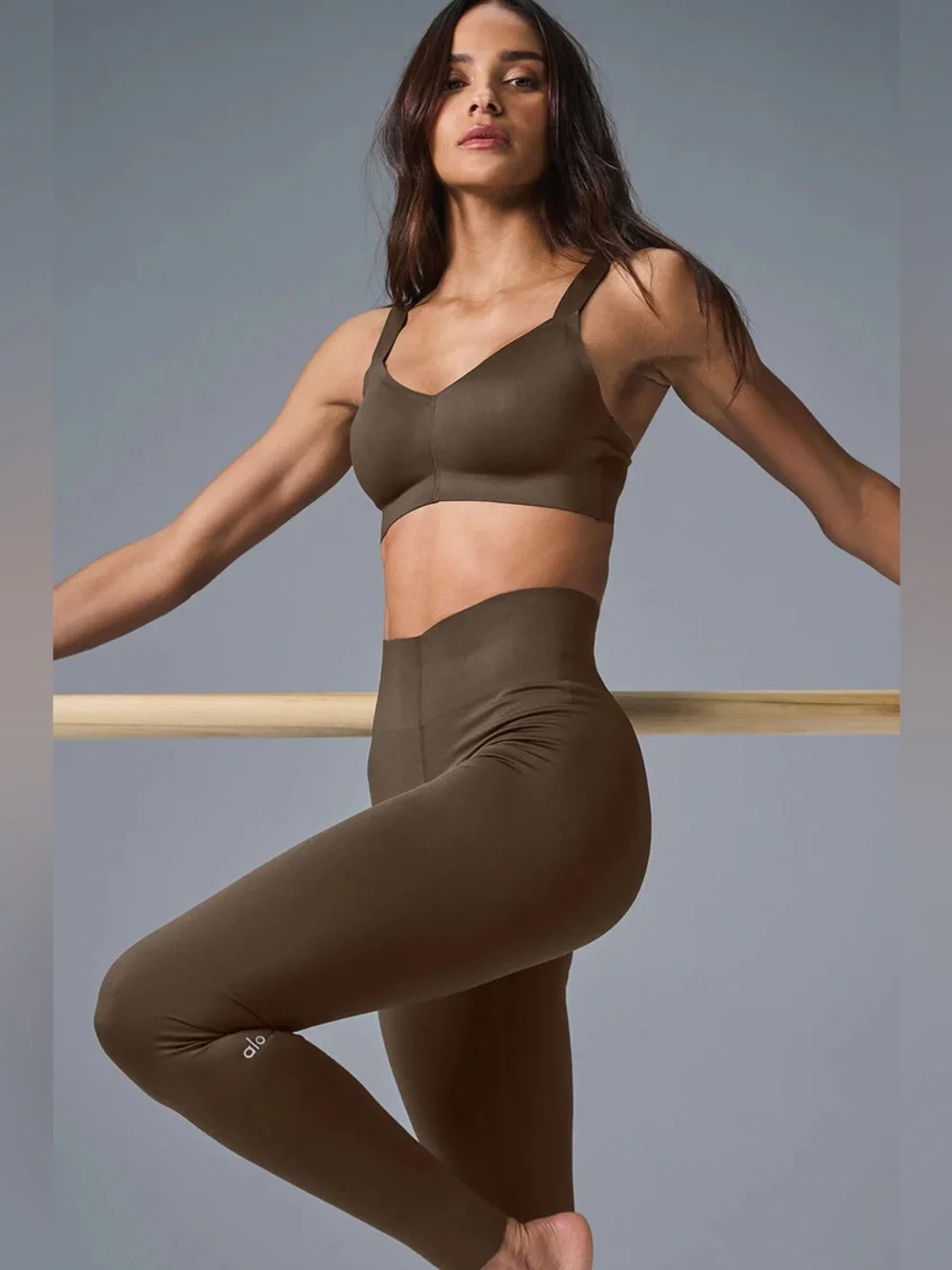 Alo Yoga Airlift Strength Bra Brown Size Extra Small